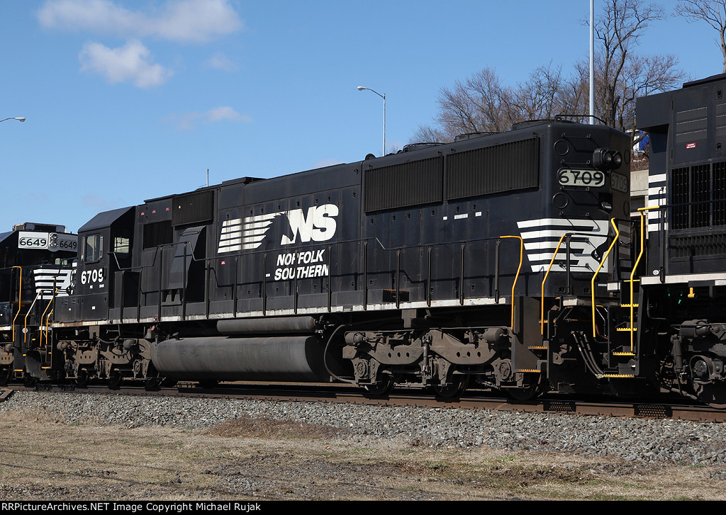 NS 6709